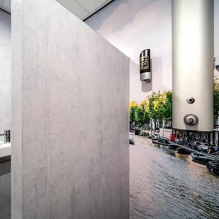 Princess Leidse Square 旅馆 *