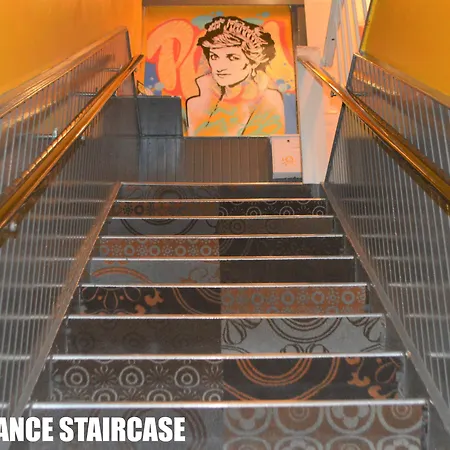 Princess Leidse Square *