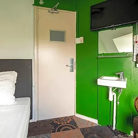 Princess Leidse Square Hostel *