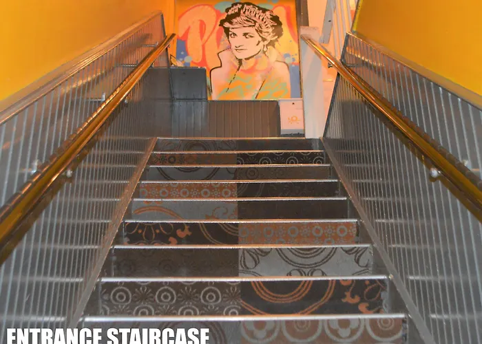 Princess Leidse Square *