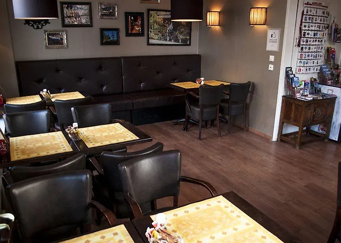 Princess Leidse Square Hostel *