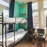 Princess Leidse Square Hostal *
